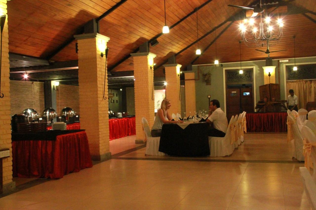Lake Serenity Resort & Spa Kuruwita Eksteriør billede