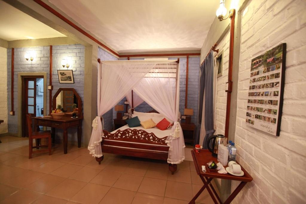 Lake Serenity Resort & Spa Kuruwita Eksteriør billede