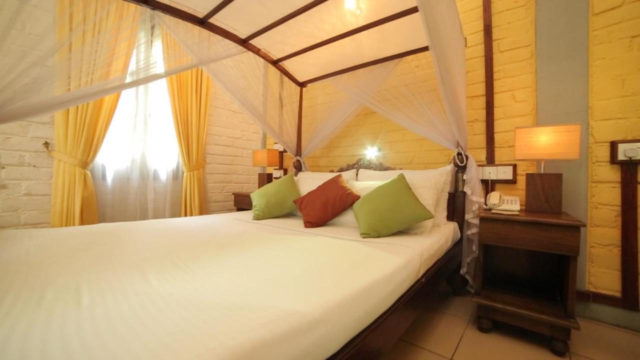 Lake Serenity Resort & Spa Kuruwita Eksteriør billede